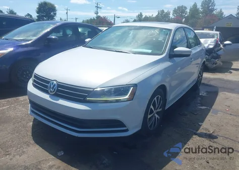 2017 Volkswagen Jetta 1.4T Se z USA, uszkodzony, nr VIN 3VWDB7AJ1HM280030